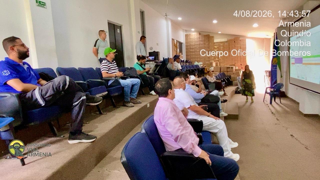 Socialización de la Fase 4 del PMT con el Sector Salud en la Sala de Crisis de Bomberos 2